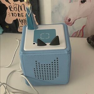 Tonies Blue Portable Speaker with Elsa Figure